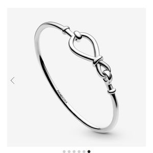 Pandora Infinity ♾️ Knot 🪢 Bangle
